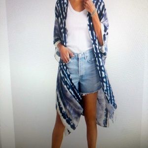 Evereve kimono wrap. One size. New